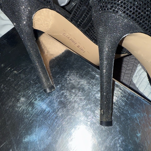 Gianni Bini Sharissah Heels | Black - Picture 8 of 10